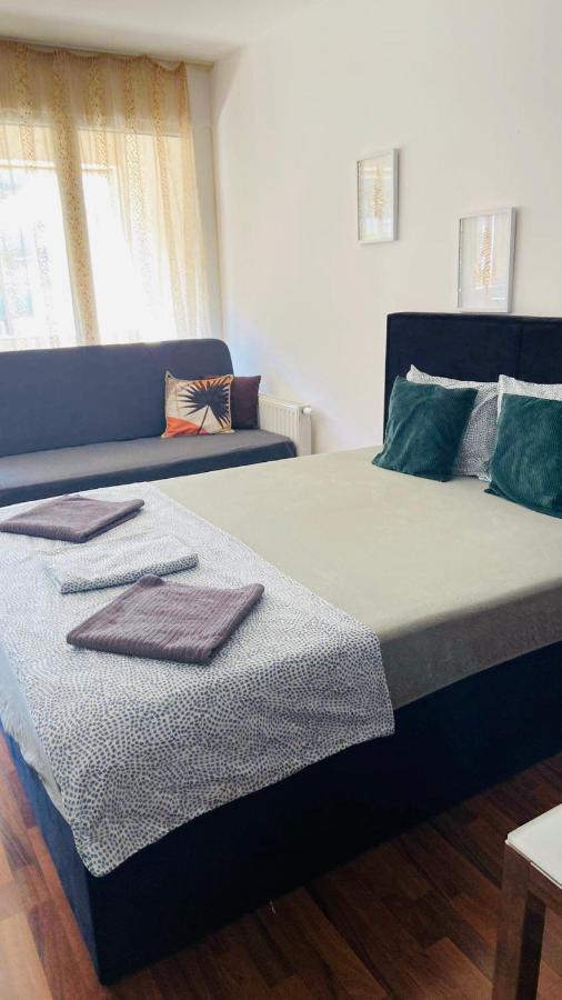 Corvin Boutique Apartment Parking In The Plaza Βουδαπέστη Εξωτερικό φωτογραφία